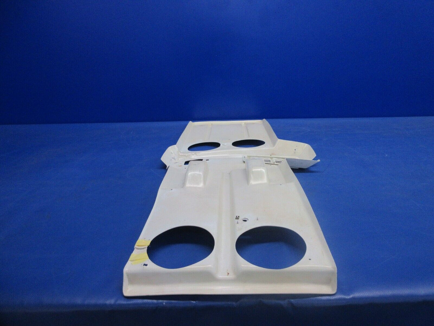 Mooney M20 / M20C Headliner Console Assembly P/N 130092 (1024-2063)