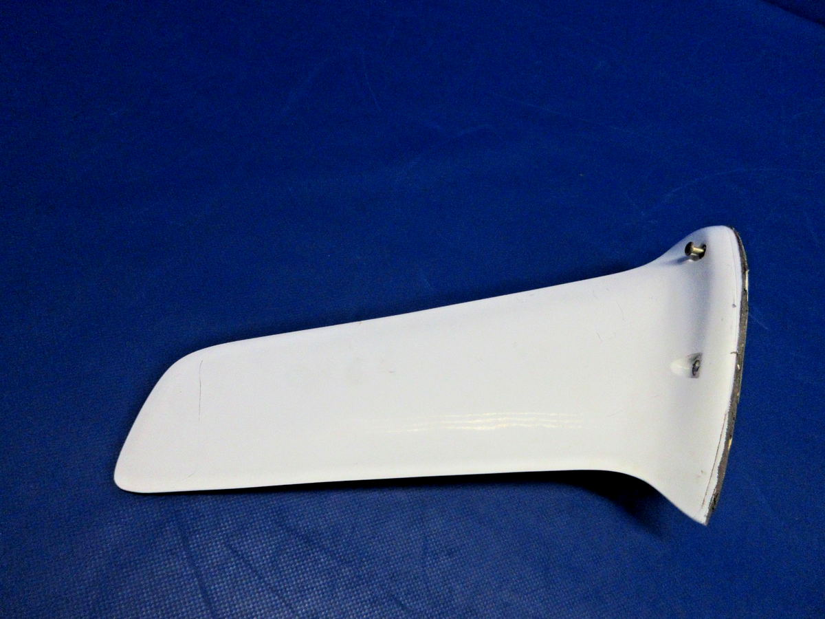Cessna 310 / 310N Comant VHF Communications Antenna P/N CI-223 (0926-804)3