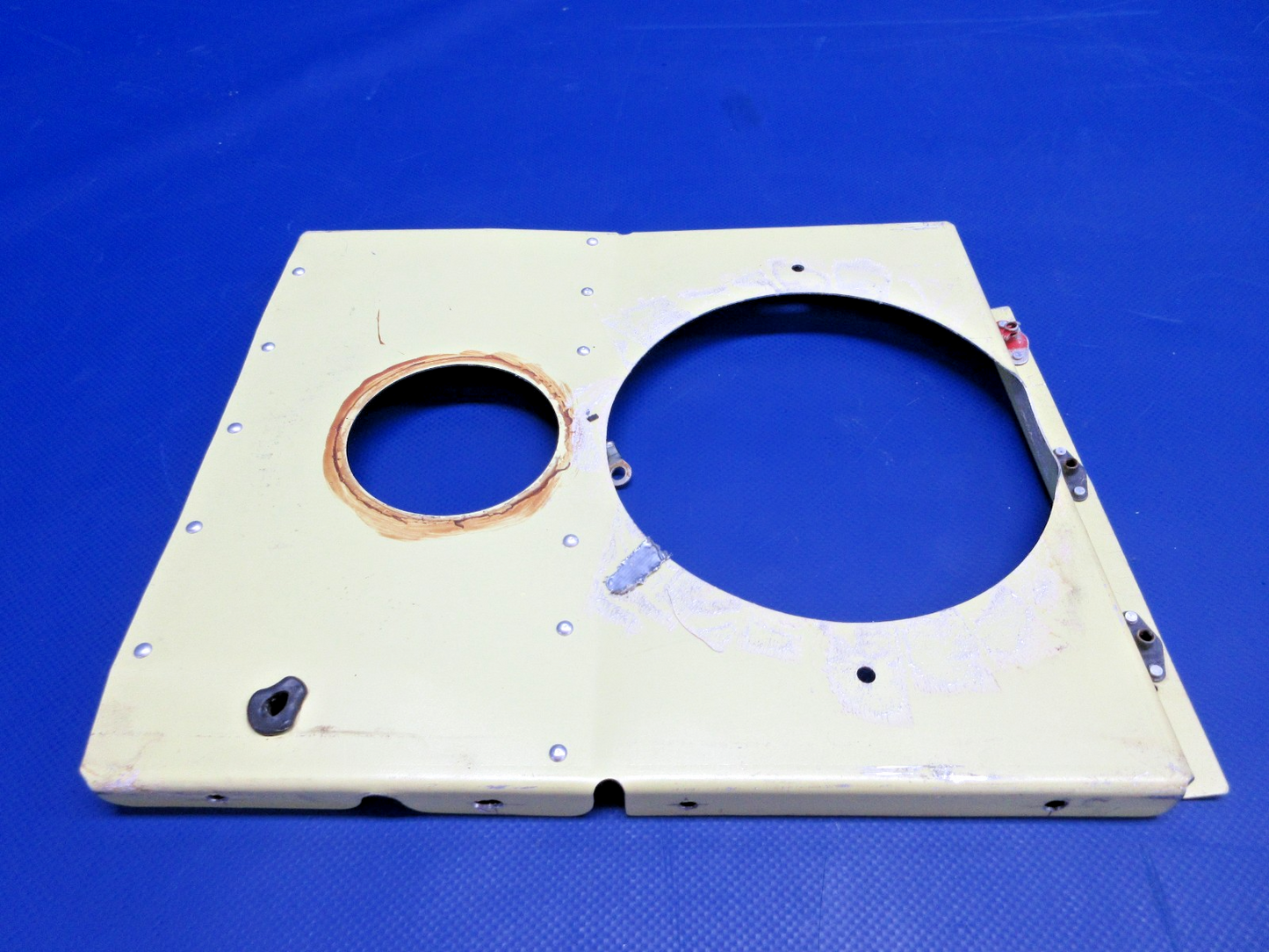 Beech Travel Air RH Leading Edge OTBD Fuel Cell Pan P/N 35-115431-70 (0326-726)2