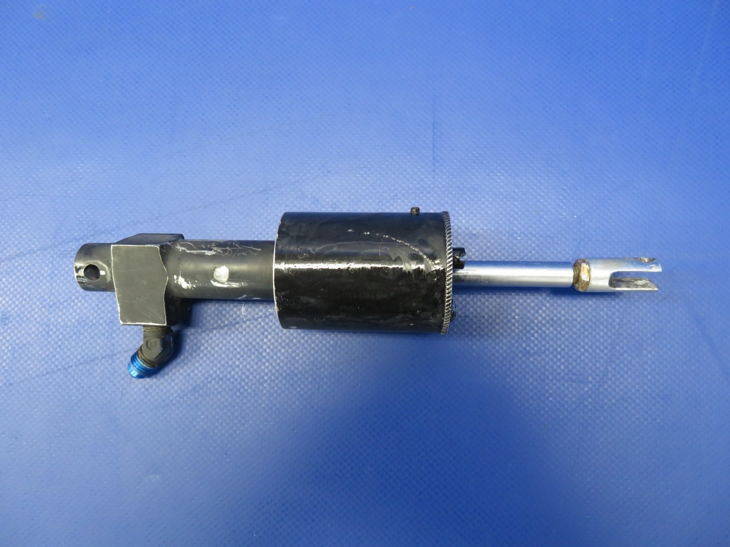 Cessna 310N Master Brake Cylinder P/N 0861710-1 (0726-456)4