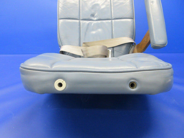 Cessna 310 / 310R RH Center Seat P/N 0812874-11 (1124-1433)