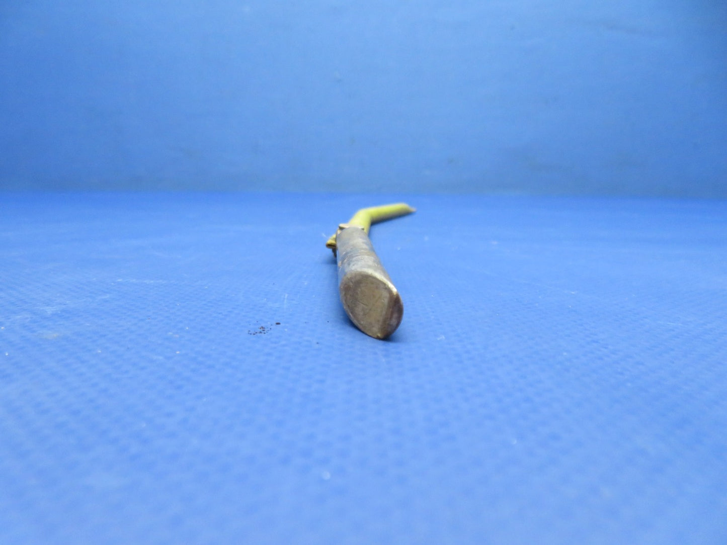 Beech 58 Baron FWD Utility Door Latch P/N 36-430012-5 (0326-126)10