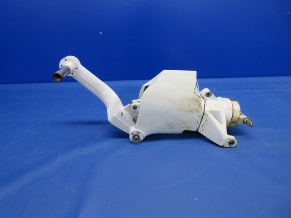 Beech C24R Sierra Nose Landing Gear P/N 169-820000-11 (0524-614)