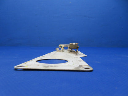 Cessna 182 / 182H Cabin Door LH Latch P/N 0711061-6 (0226-215)18