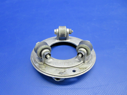Beech D95A Travel Air Control Column Hanger P/N 35-524125 (0326-786)2