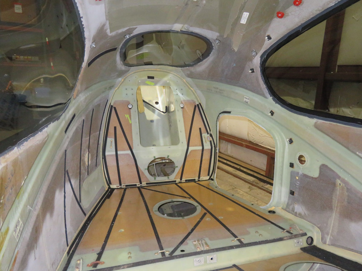 2005 Cirrus SR22 Fuselage Shell CORE / FLIGHT SIMULATOR  (0926-99)18