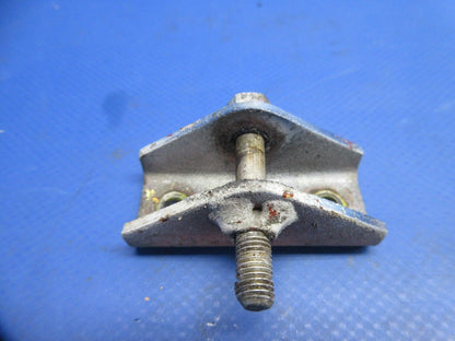 Piper PA-23-250 Aztec Rudder Top Hinge Assembly P/N 16112-04 (0824-871)