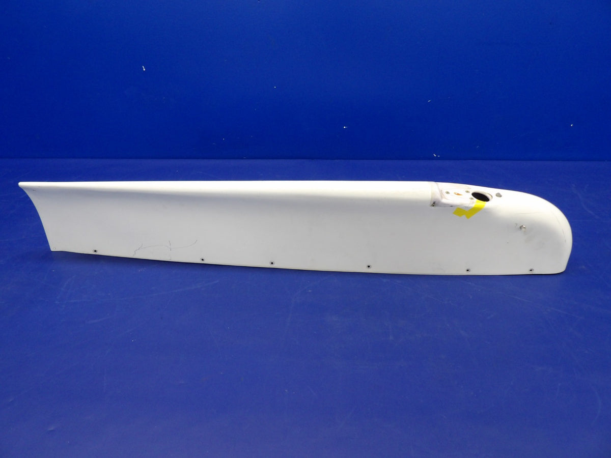 Cessna 172 / 172RG Plastic Wing Tip RH P/N 0723200-6 (0826-800)5
