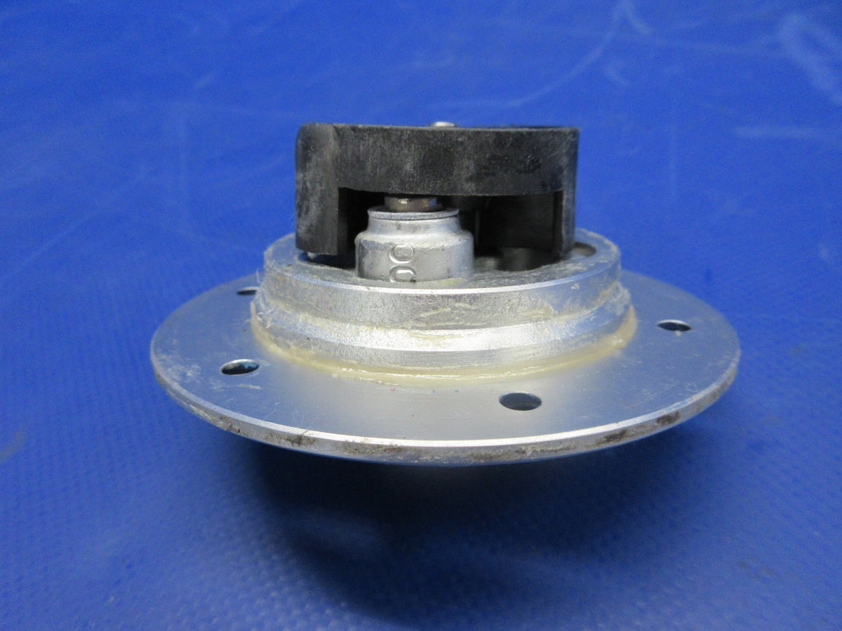Diamond DA-40 Fuel Filler Cap P/N A36L.NR36C LOT OF 2 (0726-836)14
