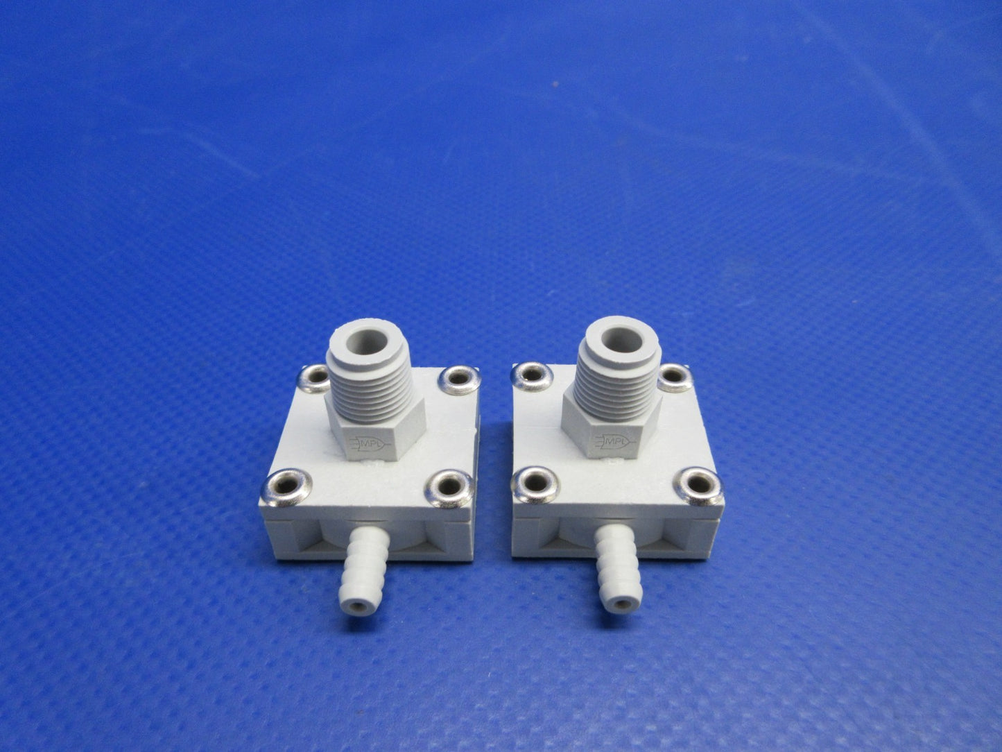 Cirrus Differential Pressure Switch P/N 12801-001 LOT OF 2 NOS (0326-1006)2