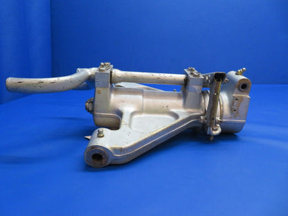 Piper Nose Gear Trunnion Assy Casting # 20772 (1022-556)