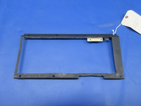 Beech 95 / D95A Travel Air Radio Adaptor Panel P/N 96-340025 (0524-2019)