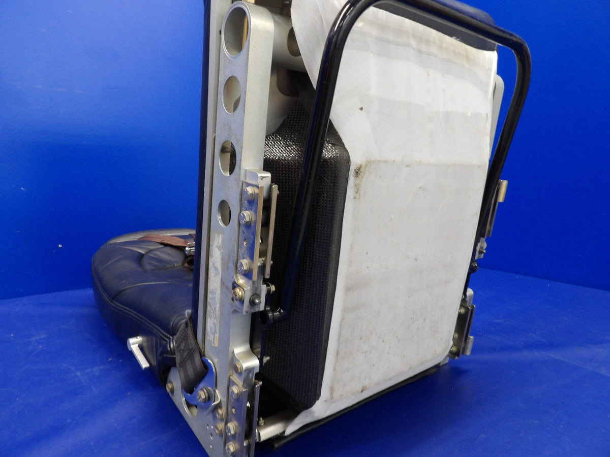 Cirrus SR22 Co-Pilot Seat w/ Inertia Reel Seatbelt P/N 13231-011 (0926-1227)14