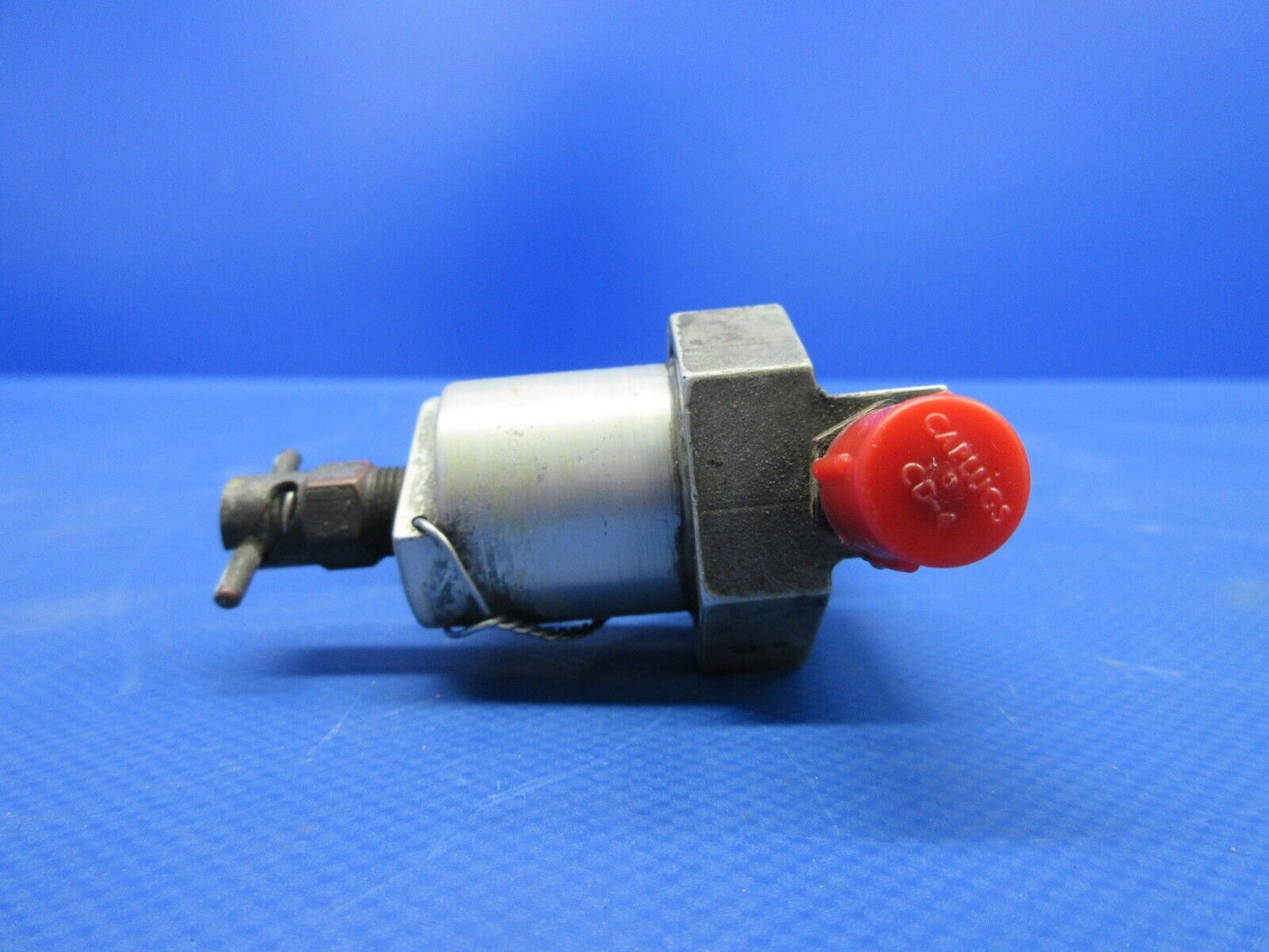 Beech 95 / D95A Solenoid Fuel Shutoff Valve 28V 3153-00-1 TESTED (0524-1083)