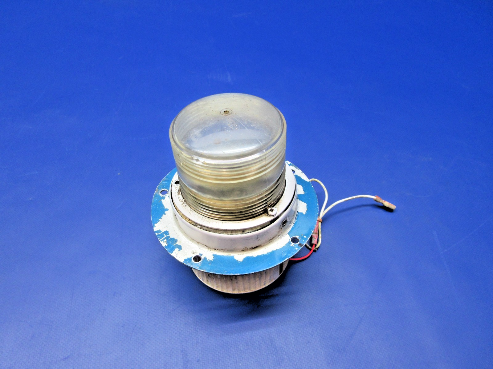 Hoskins Beacon Light 11-28V P/N 700801 TESTED (0426-819)0