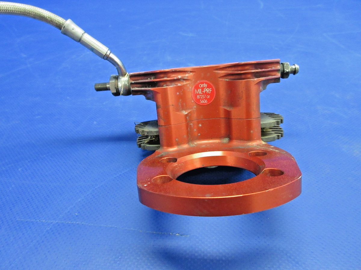 Cirrus SR22 Beringer Brake Caliper & Torque Plate P/N RNF-005.1 (0926-793)3
