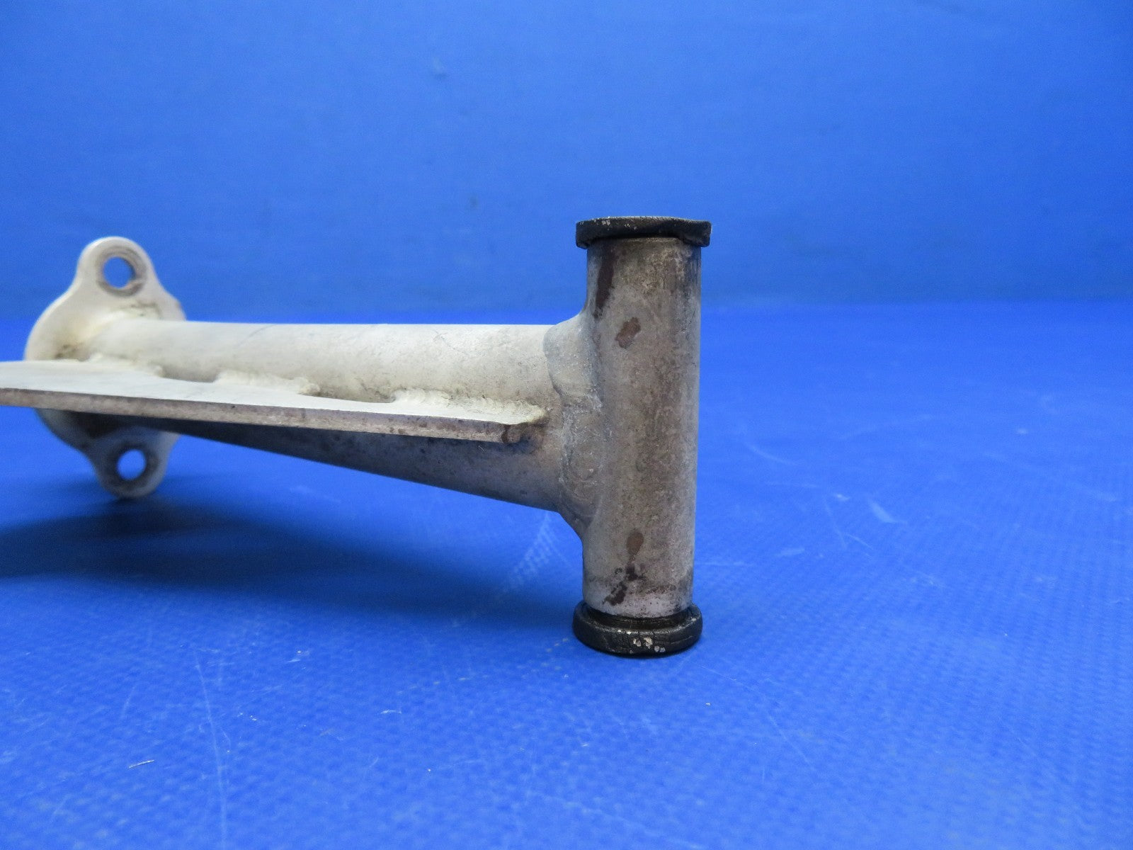 Continental IO-470 / IO-470-U Main Riser Bracket P/N 641642 (0326-1784)6