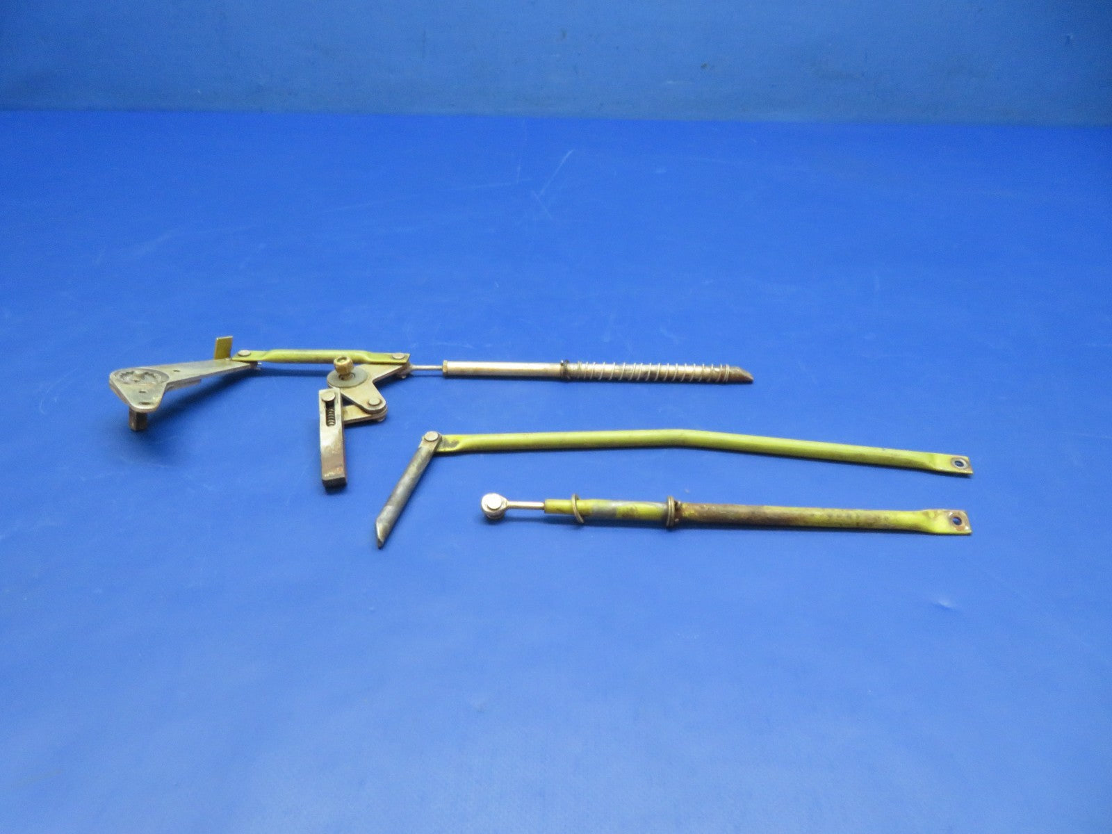 Beech 58 Baron FWD Utility Door Latch P/N 36-430012-5 (0326-126)3