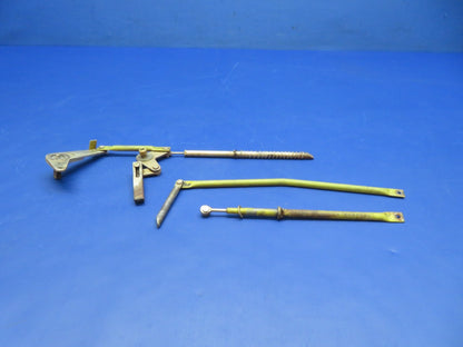Beech 58 Baron FWD Utility Door Latch P/N 36-430012-5 (0326-126)3