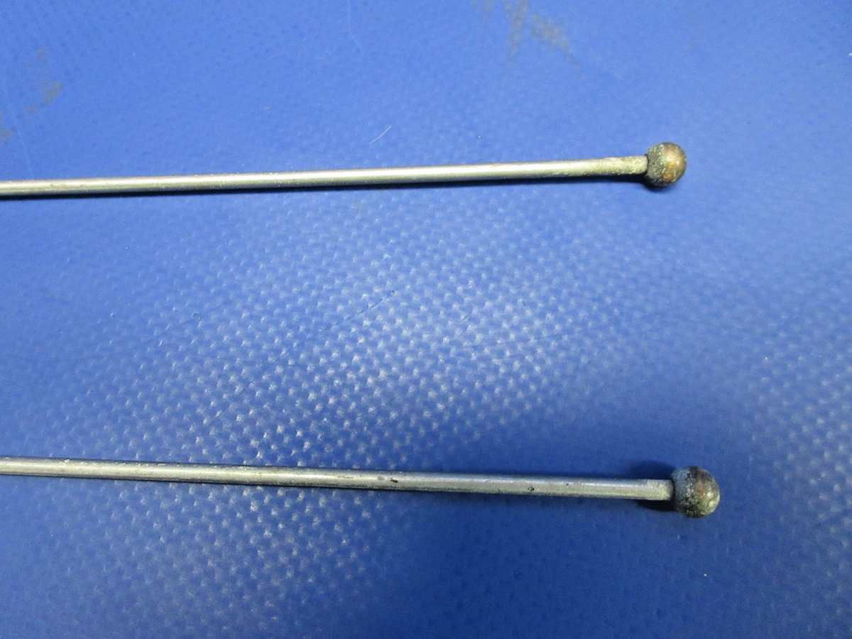 Cessna / Aircraft / Aviation / VOR Antenna P/N 97277 (0926-833)4
