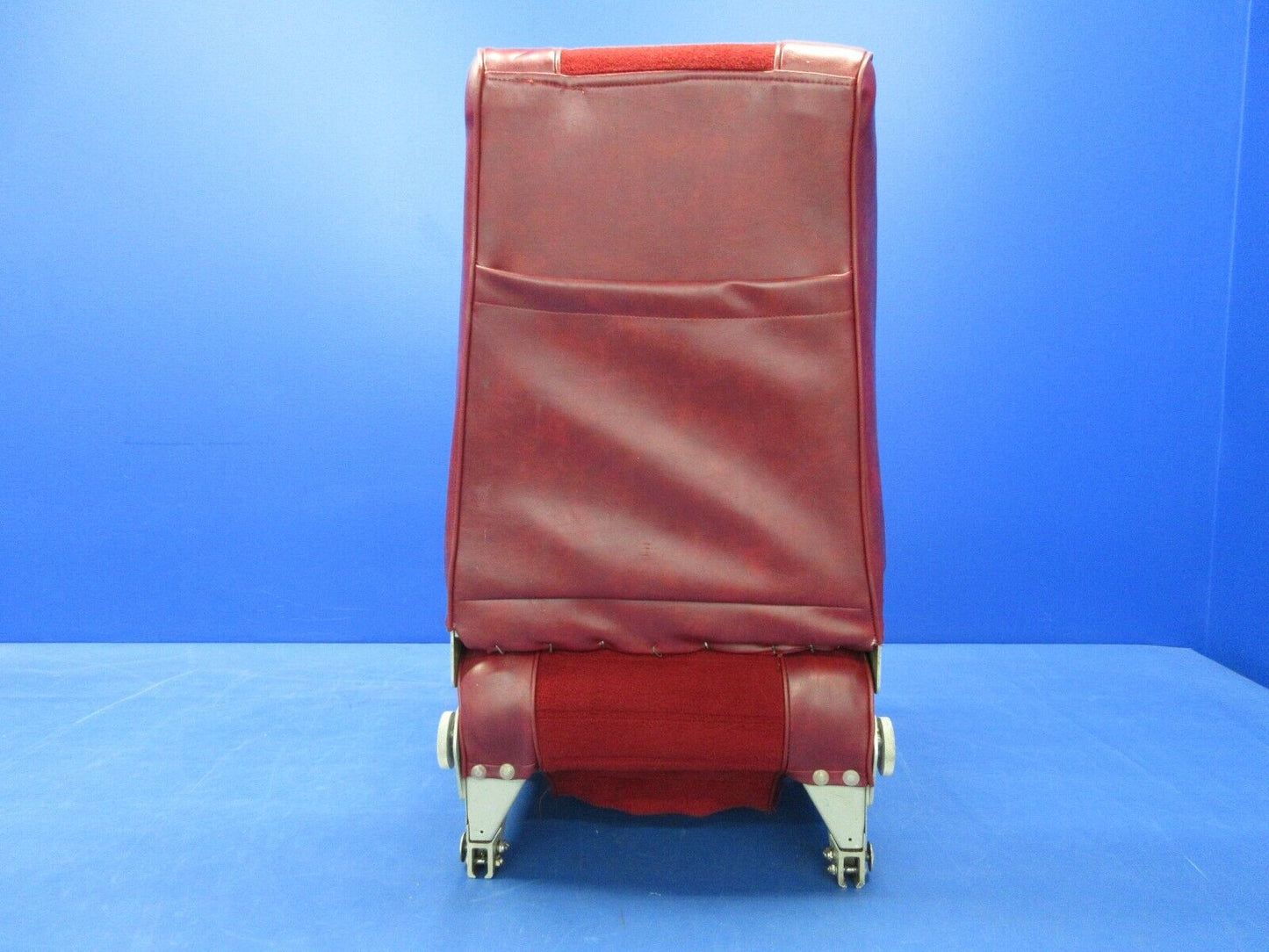 Mooney M20 / M20C Pilot Front Seat Assy P/N 140040-505 (1024-1310)