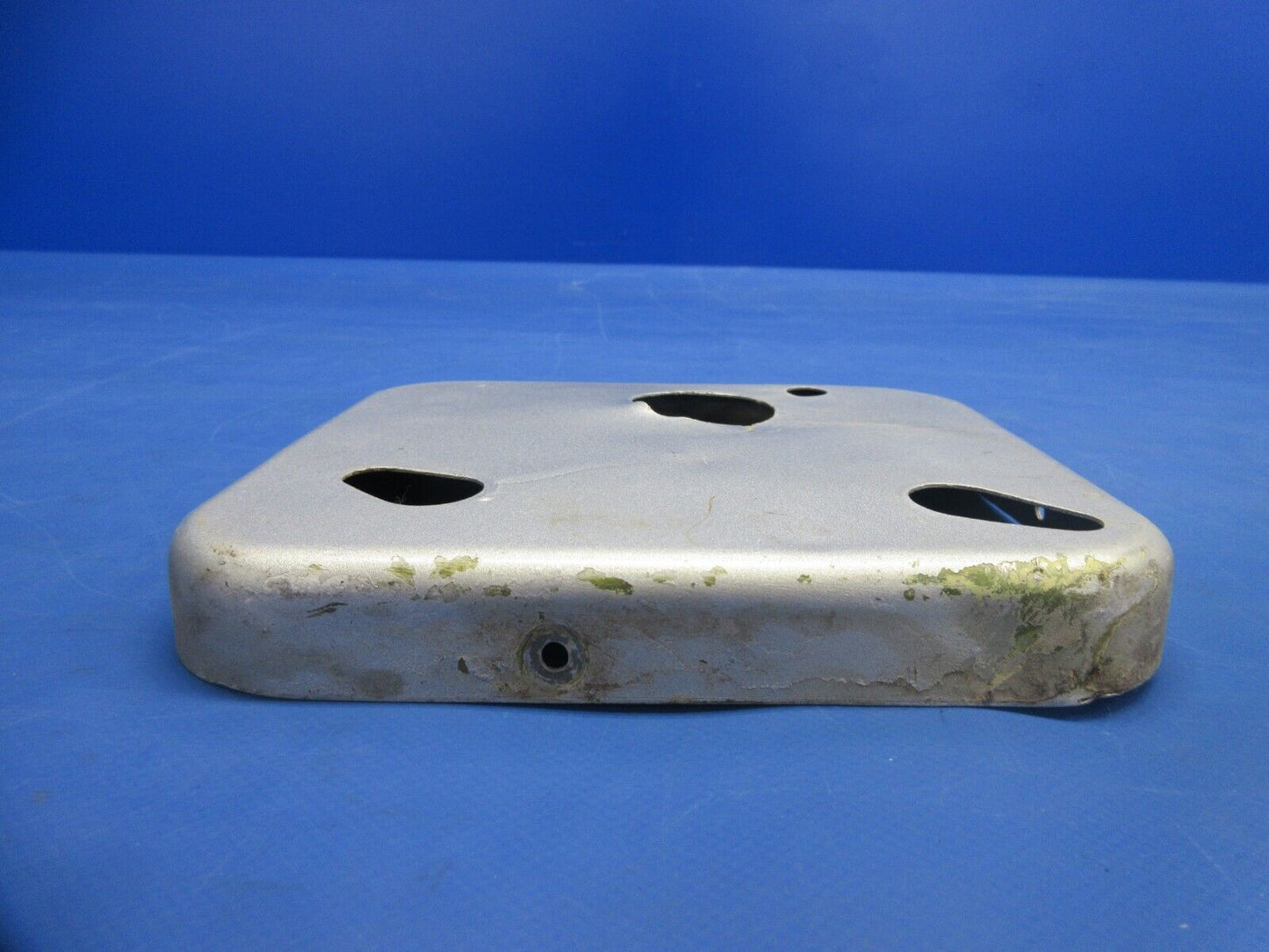 Bell 47J-2 Push-Pull Throttle Can Box Cover P/N 47-631-294-1 (1124-925)