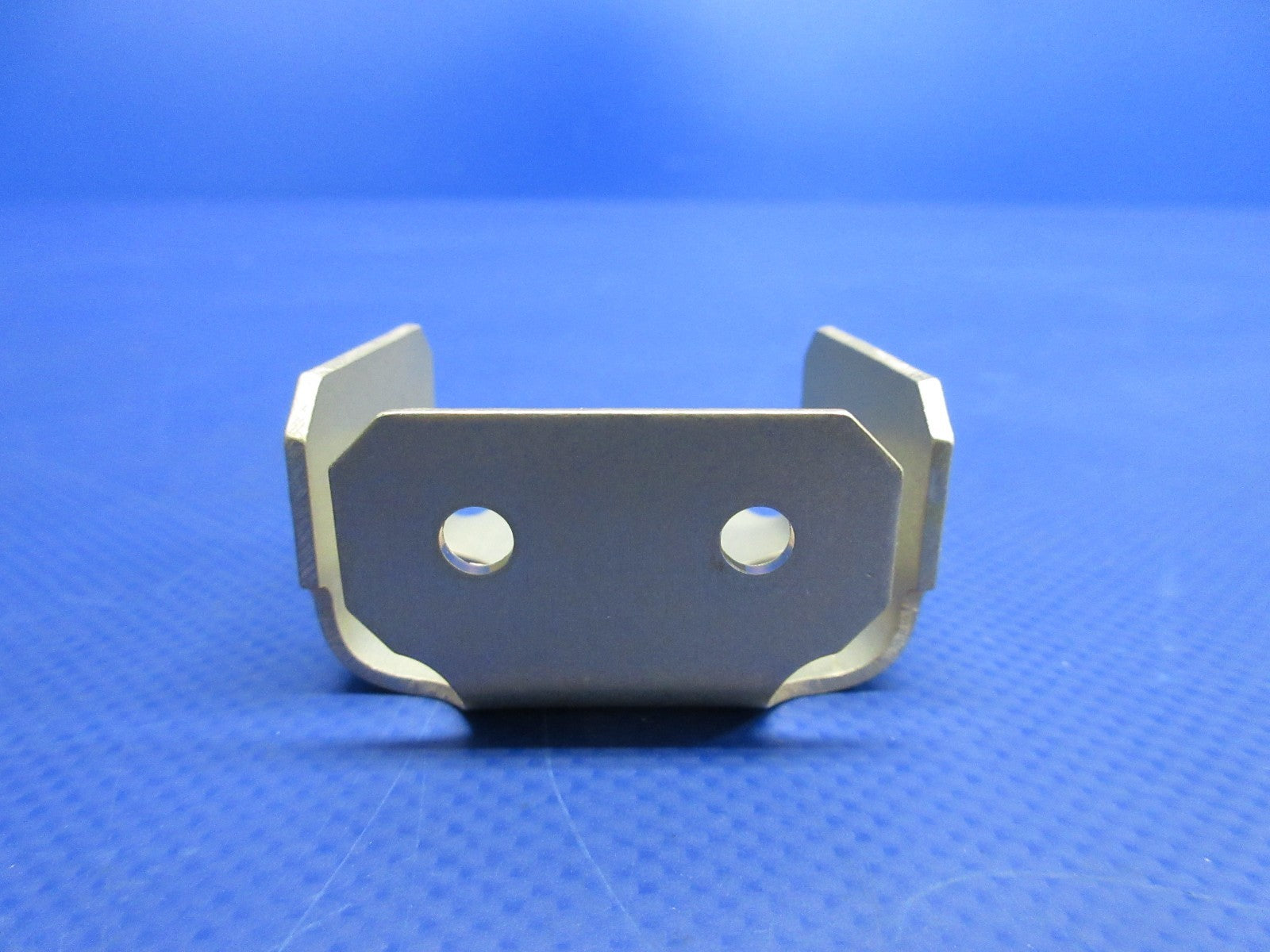 Cirrus SR20 / SR22 Vertical Top Hinge P/N 20101-007 LOT OF 2 NOS (0326-1011)6