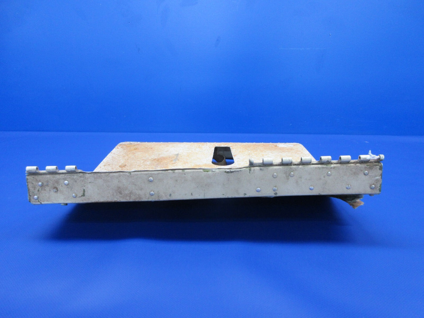Bell 47J-2 Passenger Stowable Seat Bottom 47-732-010-23 LOT OF 2 (1124-1411)2