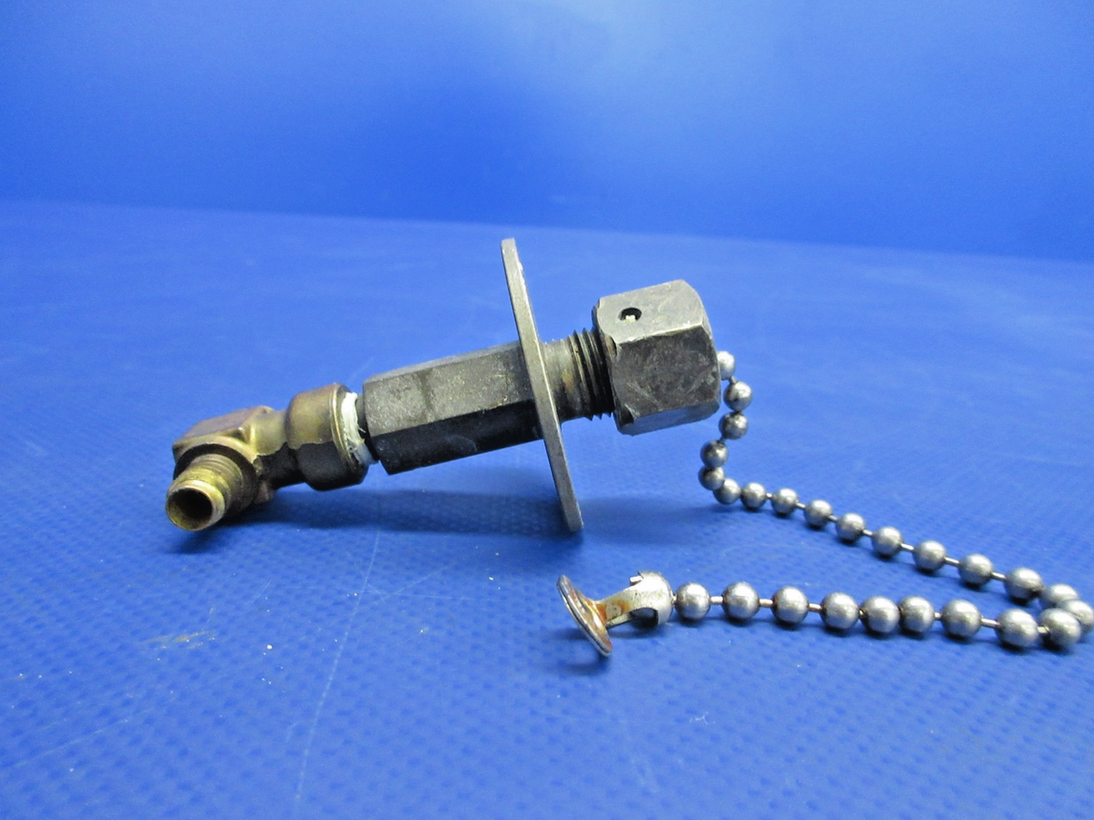 Piper PA-31T1 Cheyenne Scott Oxygen Charging Valve P/N 26875-22 (0626-817)3