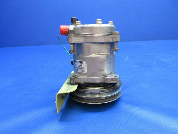 Beech A36 Sanden Air Conditioner Compressor w/ Bracket U8396 TESTED (1024-1360)