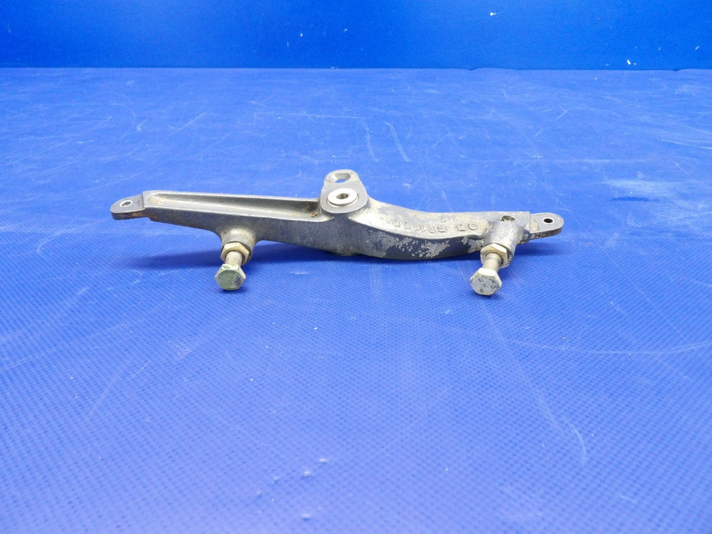 Beech D95A Travel Air Right Hand Aileron Bellcrank P/N 35-521158-3 (0326-406)5