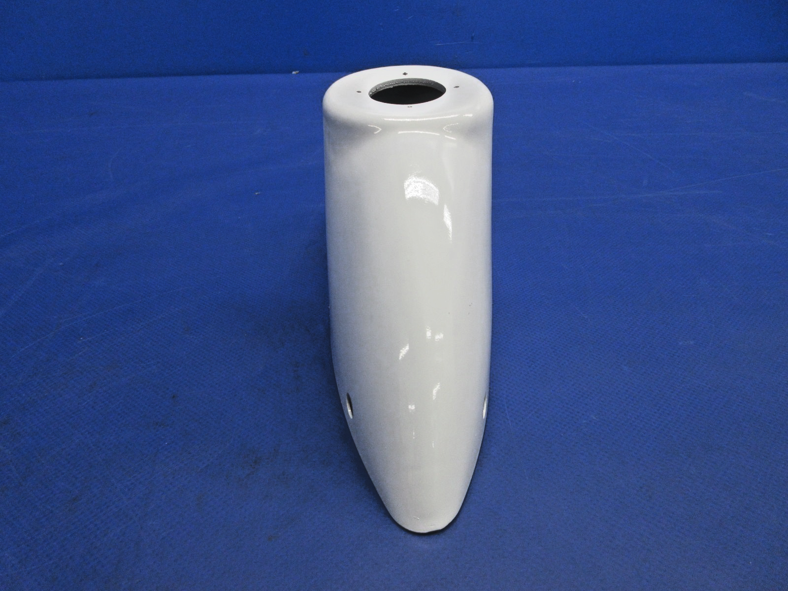 Piper PA-28 /-32 Vertical Fin Tip w/Beacon Adapter P/N 99035-003 NOS (0426-733)7