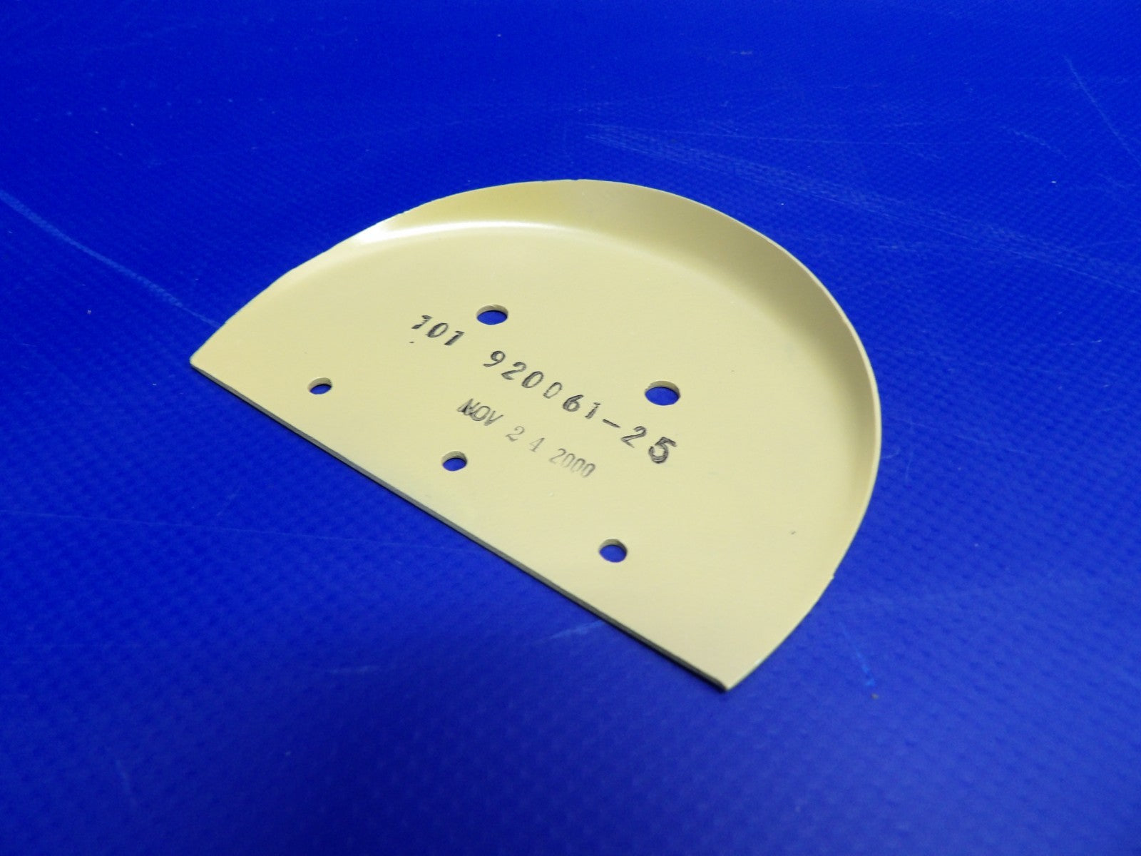 Beech Anti-Siphon Fuel Door P/N 101-920061-25 NOS (0326-1244)12