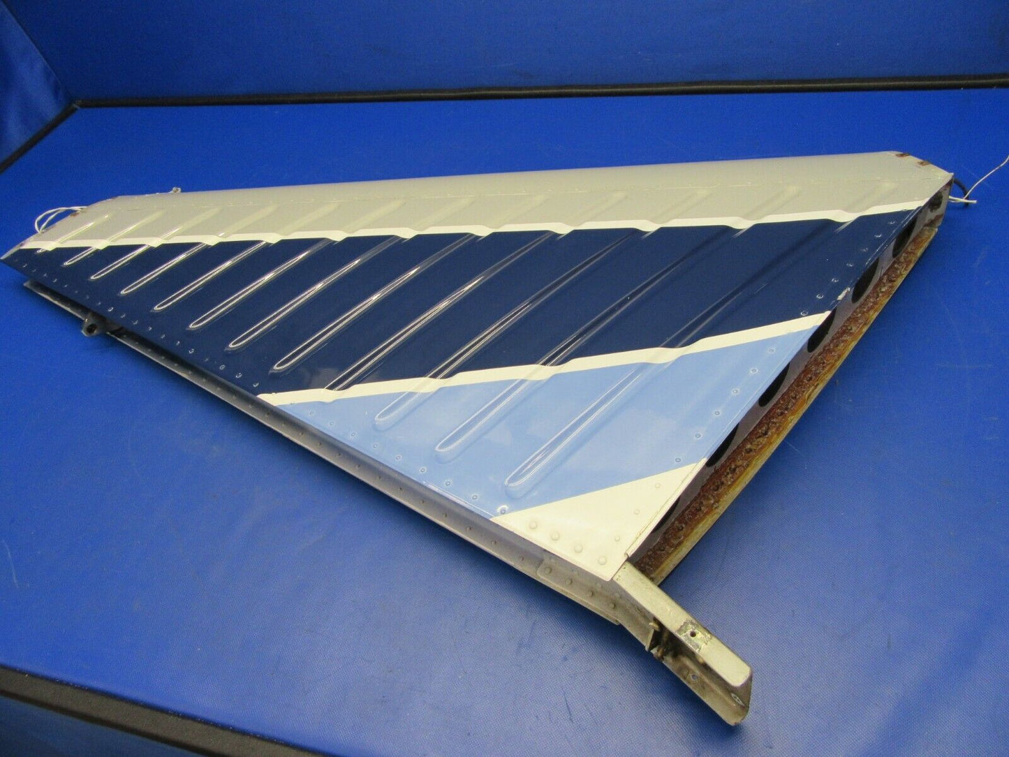 Piper PA-32-300 Vertical Fin / Stabilizer P/N 63500-08, 63500-008 (0821-203)