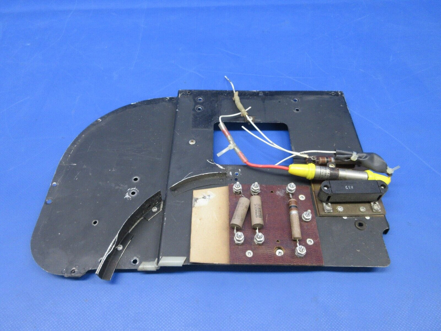 Piper PA-23-250 Aztec Pedestal Plate Assy LH P/N 17065-05 (0624-861)