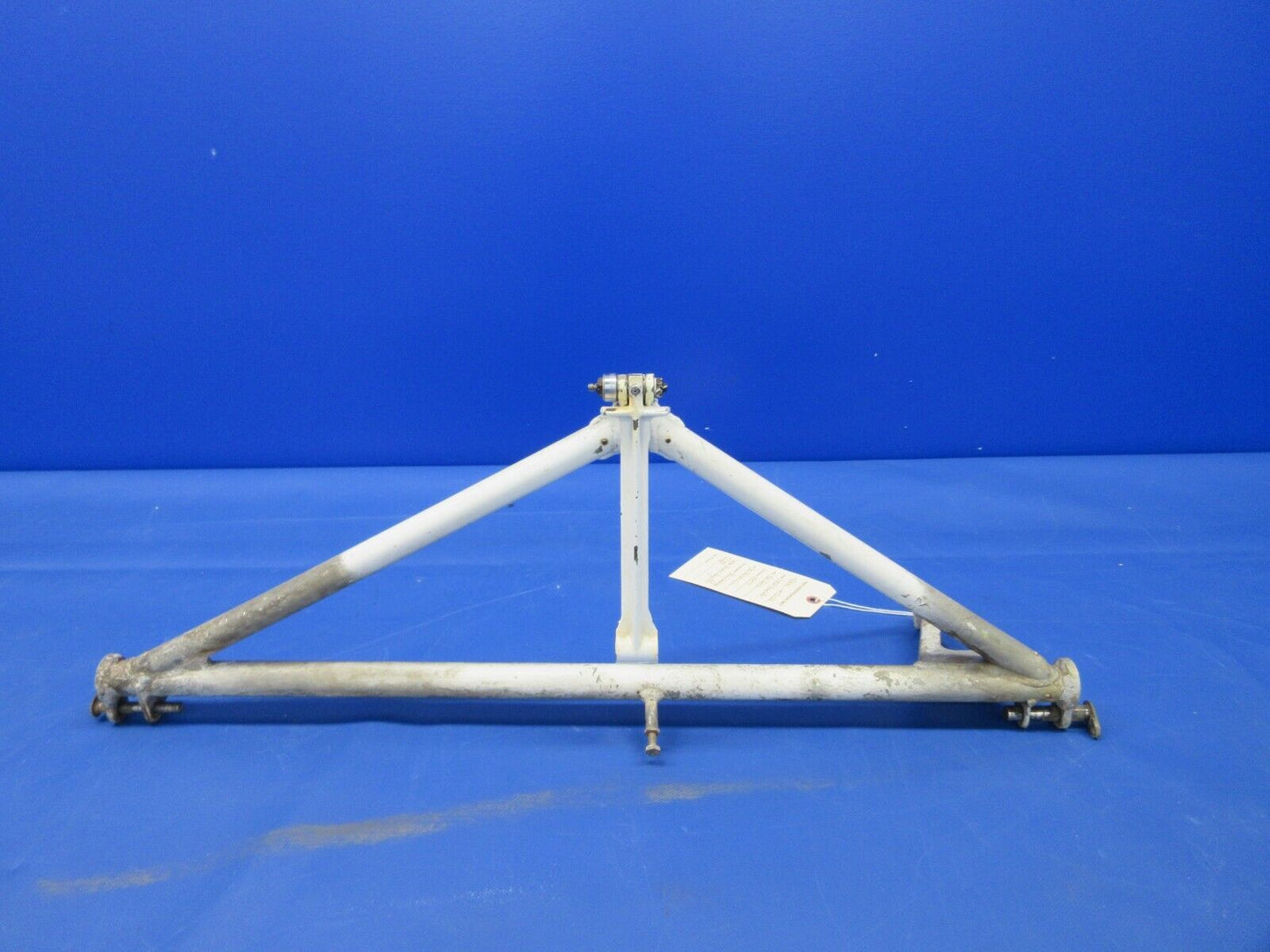 Beech 95 / D95A Travel Air Main Gear Brace RH w/ Leg P/N 35-815155-6 (0524-2018)
