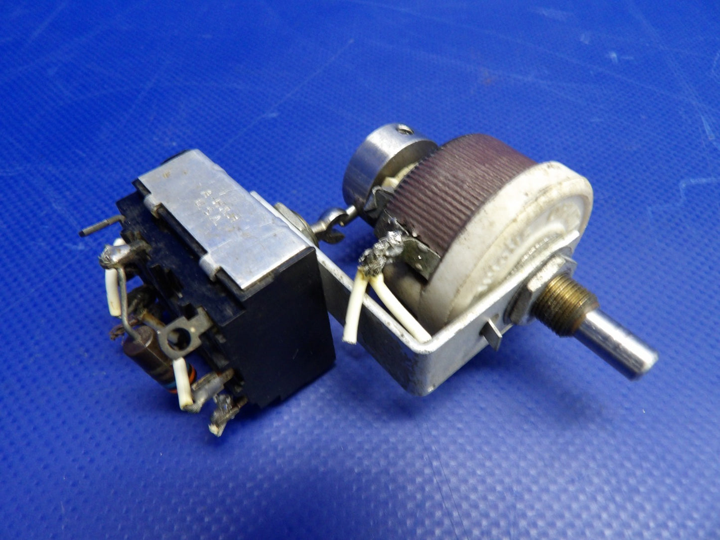 Piper Rheostat Switch P/N 22858-00 (0626-1424)8