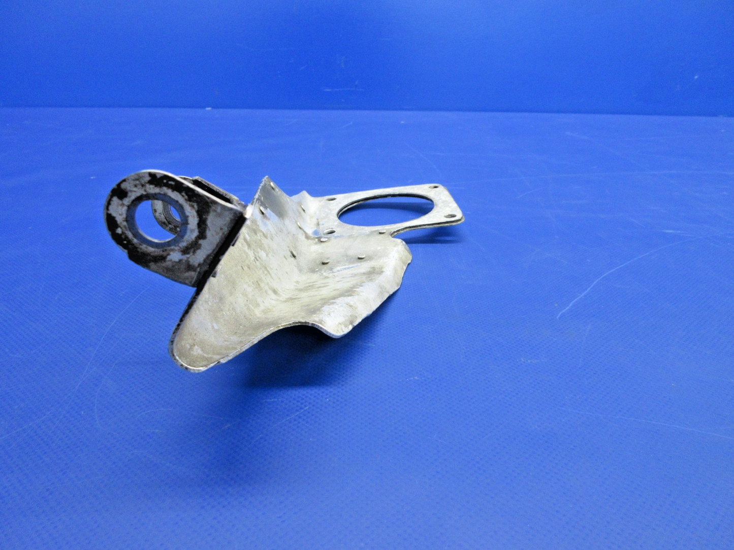 Cessna 310 / 310I Engine Control Bracket P/N 0850449-4 (0326-936)15