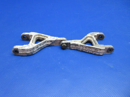 Piper PA-46 Malibu Mirage Nose Gear Torque Link Assy P/N 106680-02 (0424-611)
