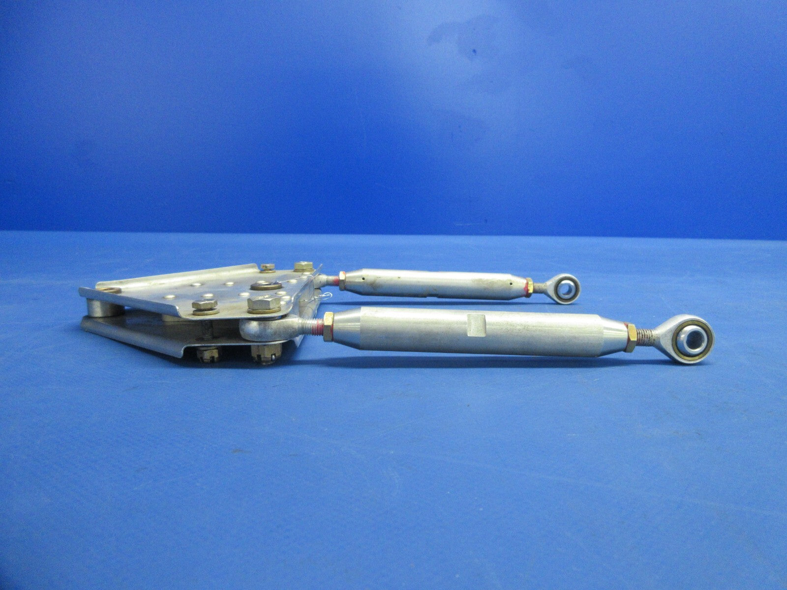 Enstrom 280FX Helicopter Tail Rotor Bellcrank LH & Rods 28-16154-1 (1124-800)4