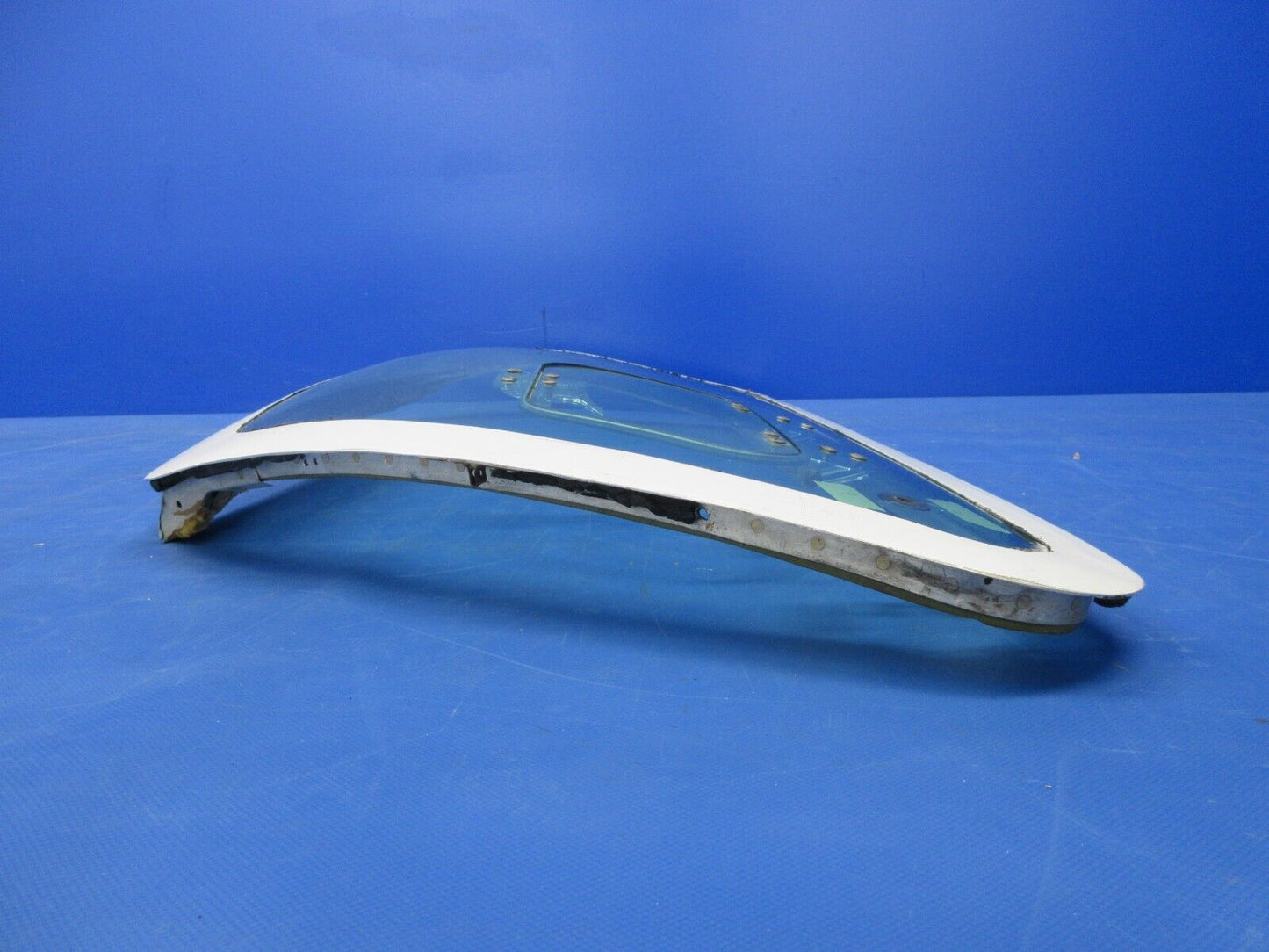Cessna 310R LP Aeroplastics Emergency Pilot Window P/N 0891107-7 (1024-2123)