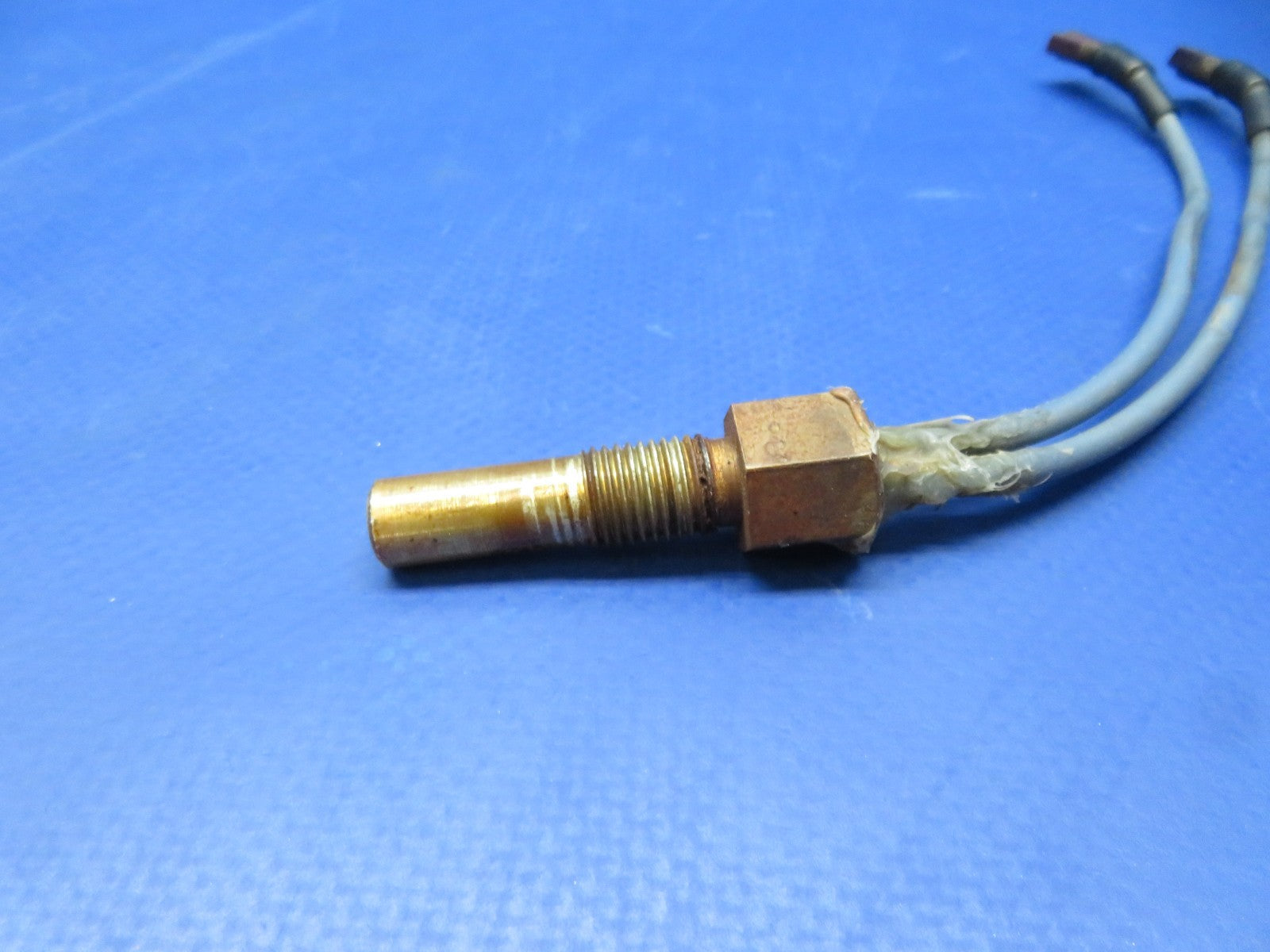 Beech D95A Tanis Engine Preheat Cylinder Probe Old Style TESTED (0426-132)3