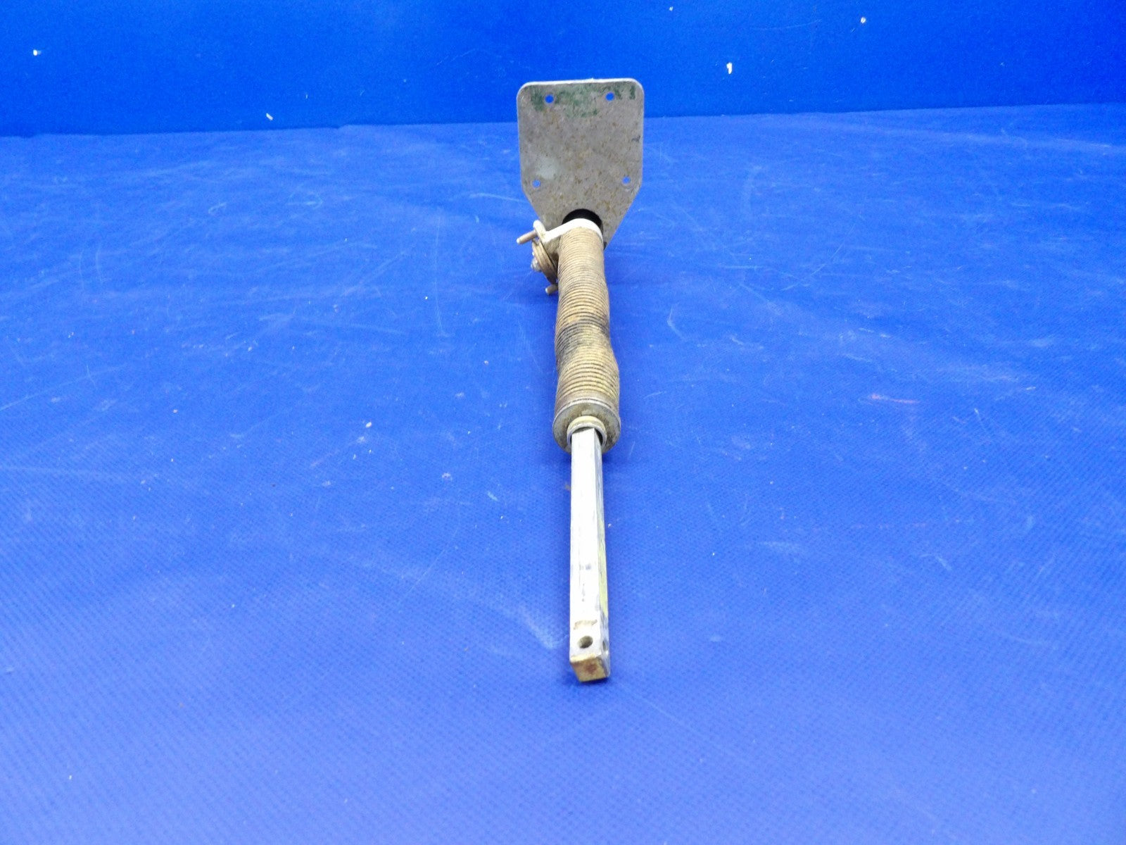Globe Landing Gear Pull Down / Extension Handle & Shaft 11-532-2892 (0226-505)14