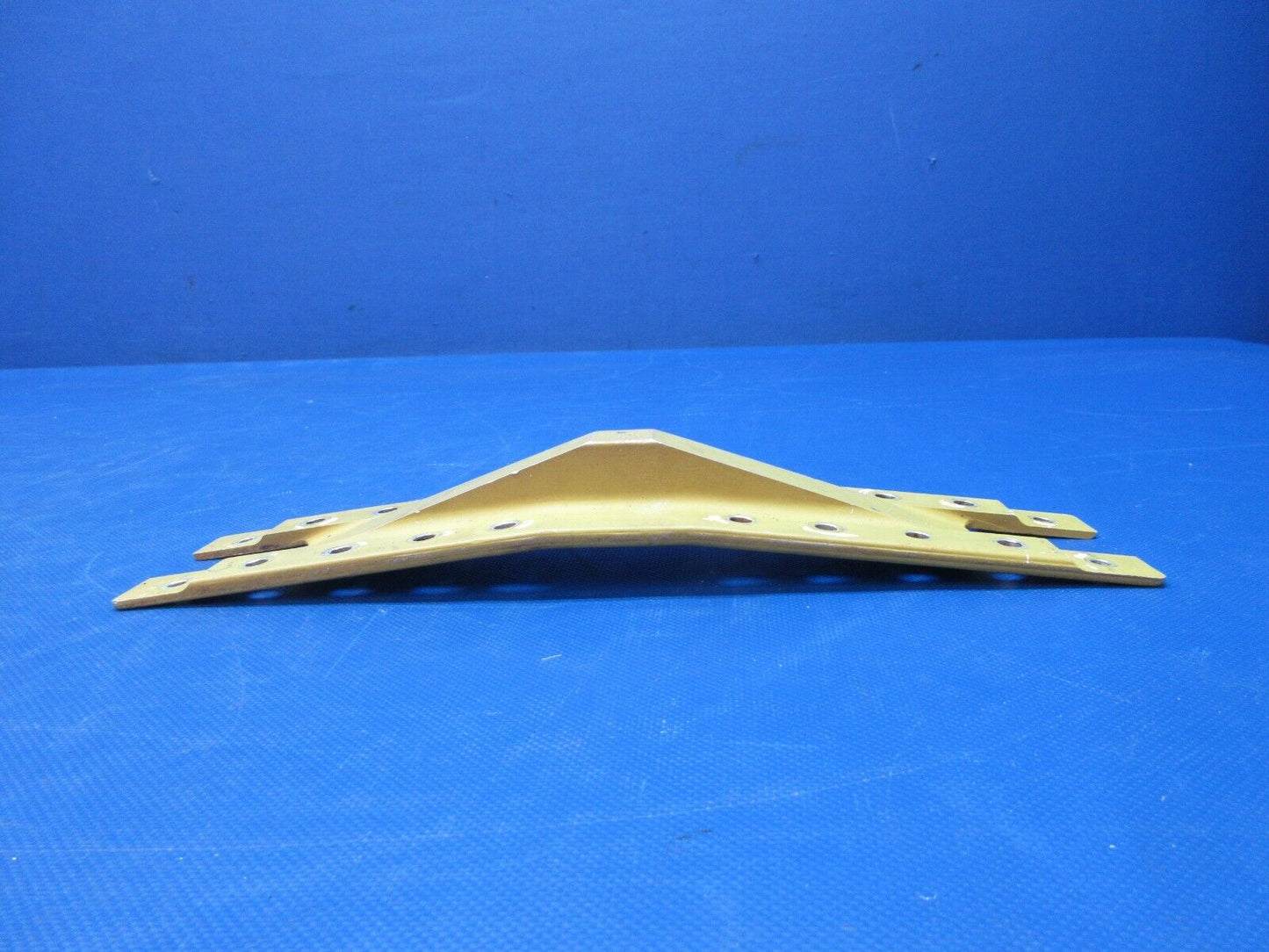 Beech C23 Sundowner Wing LWR Splice Plate Fitting P/N 169-110017-1 (0924-1441)