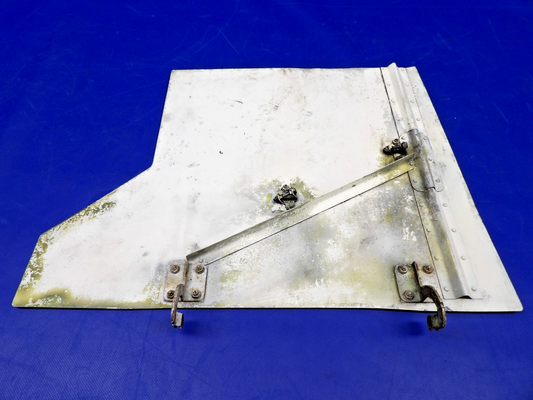 Mooney M20 / M20C RH Main Gear Door P/N 8590-2 (0426-1435)0