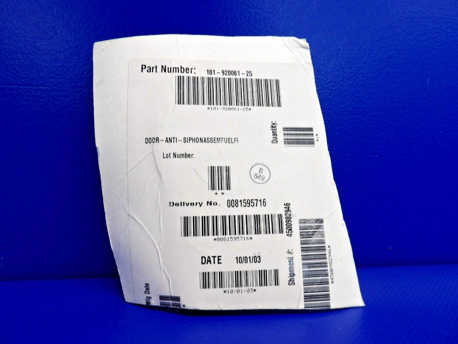 Beech Anti-Siphon Fuel Door P/N 101-920061-25 NOS (0326-1244)4
