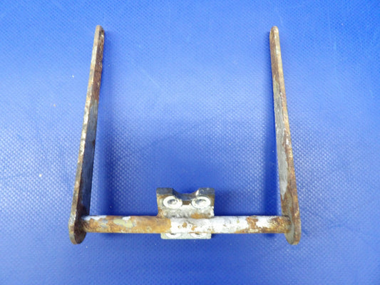 Beech 76 Duchess Nose Gear Bracket P/N 105-820023-1 (0526-1299)0