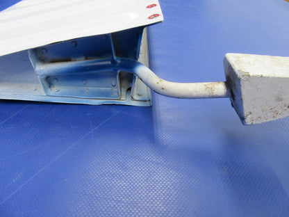 Piper PA-28-235 Cherokee RH Aileron P/N 65355-01 - Convex Stiffeners (0926-01)8