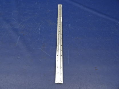 182 Cessna Seat Rail P/N 0710658-2 NOS (0326-1268)1