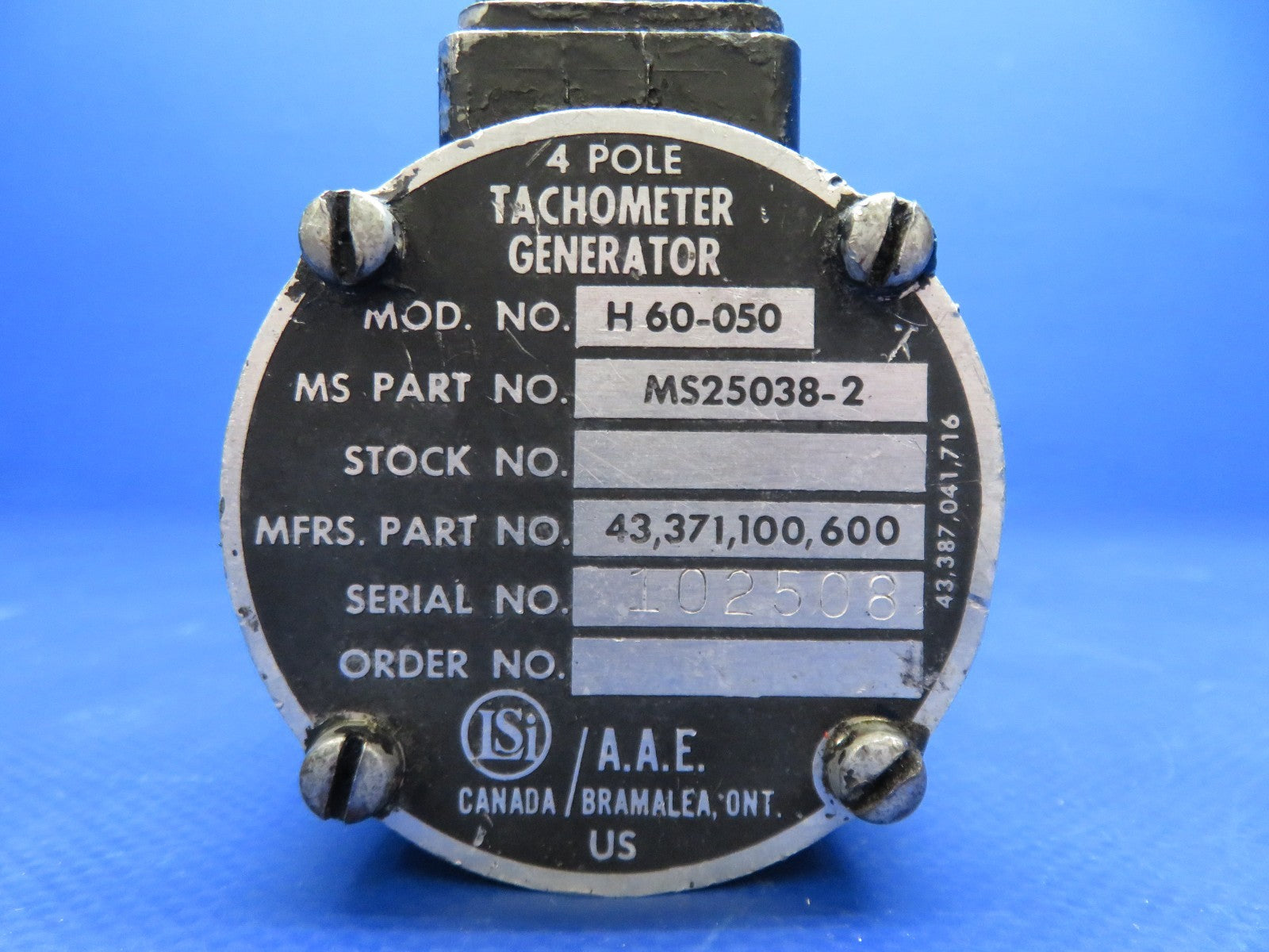 47031528